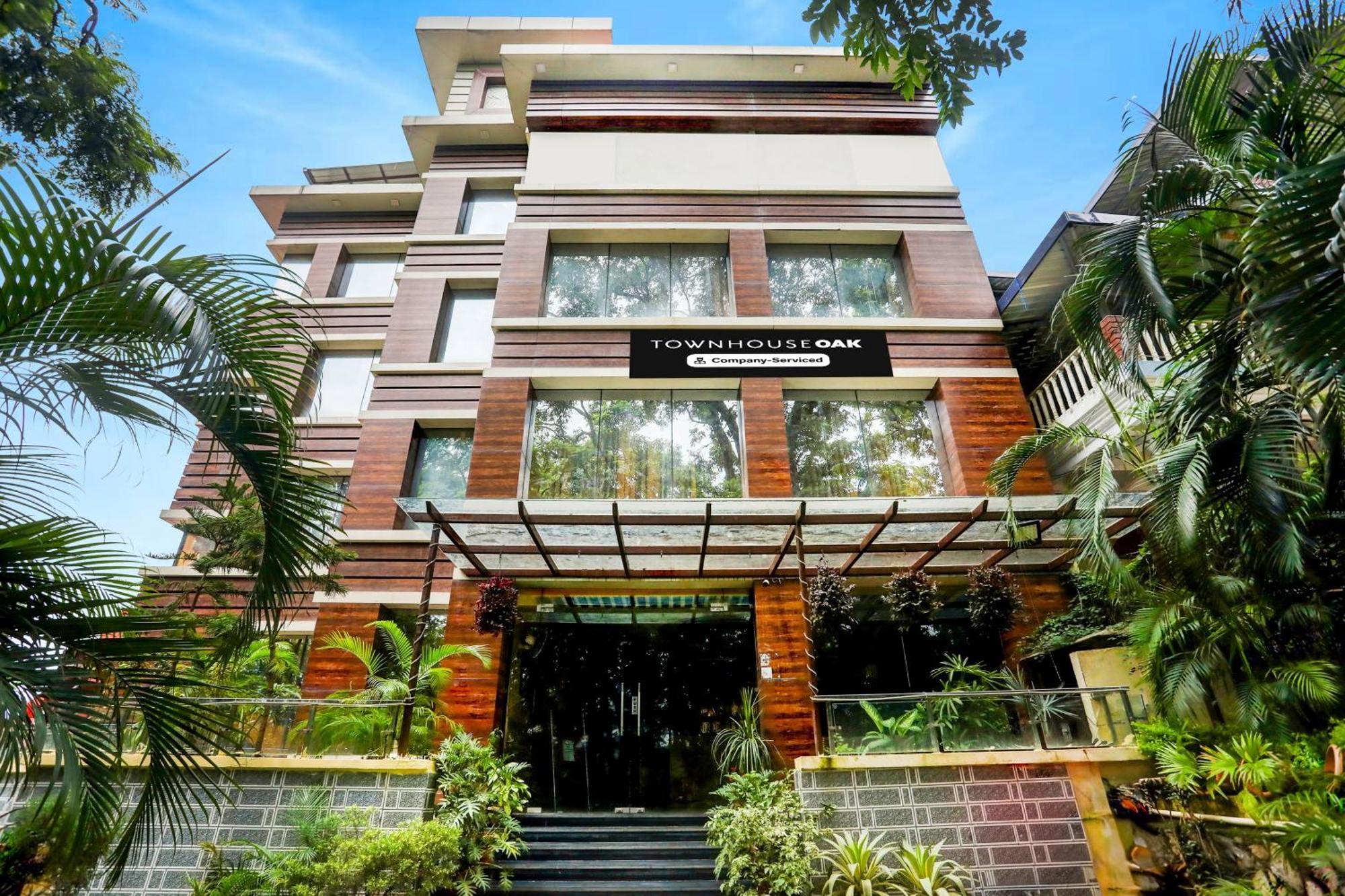 Super Townhouse Oak Pacify Hills Ξενοδοχείο Rājpur Εξωτερικό φωτογραφία